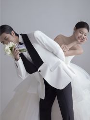 点击看大图 -至臻微拉婚纱摄影