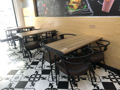大堂-牛纽塔·牛人堡(群众路店)