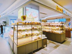 面包甜点陈列柜-BreadTalk面包新语·烘焙蛋糕(金光华广场店)