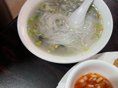 -建国蚵煎蚵面