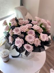 -花岐款式专研健康美甲沙龙