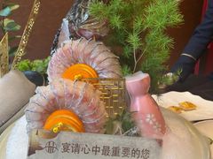 -鼎泰亨·海鲜牛肉餐厅(滨江店)
