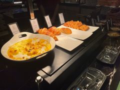 -广州万富希尔顿酒店·感趣自助餐厅·金秋蟹宴生蚝海鲜刺身