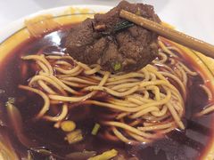 -易毛特色牛肉面(解放碑步行街店)