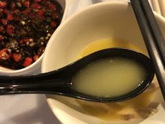 -鲜入围煮花胶鸡海鲜火锅