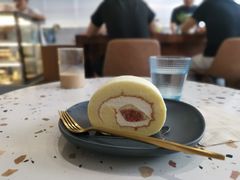无花果蛋糕卷-古耳咖啡(北锣店)