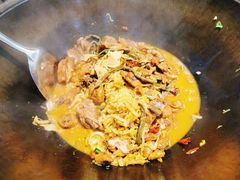 -袁小二大东北铁锅炖(吉祥村总部)