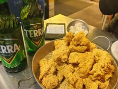 -BHC炸鸡(明洞总店)