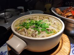 -卢大鲜鱼头捞饭(美利广场店)
