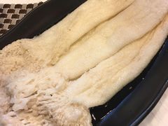 -鲜入围煮花胶鸡海鲜火锅