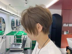 -卓梵美发·精品Salon