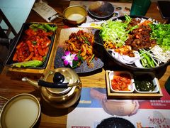 小木屋烤肉-冰川延边料理·炭烤串(原小木屋店)