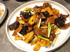 -闫府私房菜·老字号(恒隆店)