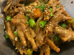 姜辣鸡爪-虾妹纸餐厅
