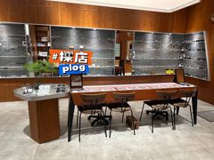 店内环境-上野眼镜(深圳湾万象城店)