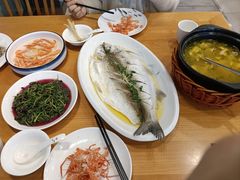 -品鲜村农家菜·阳澄湖大闸蟹(总店)