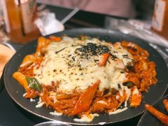 芝士拉面炒年糕-博欧姆新派韩国料理·炸鸡(艾尚店)