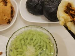 -李与白包子铺(桐梓林店)
