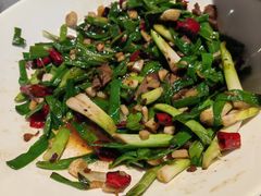 -黄泥岗·地道湖北菜(奥特莱斯店)