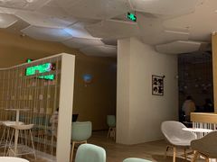 -奈雪的茶(国金中心店)