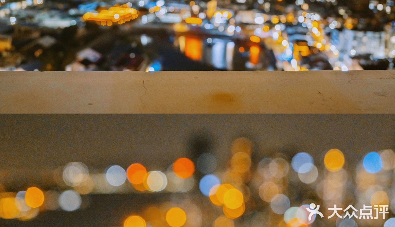 厦门拍照｜俯瞰黄昏蓝调时刻海岸沙坡尾🌆🏙