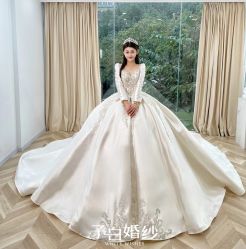 -予白婚纱礼服馆