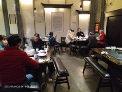大堂-仁虎老火锅(黄泥磅店)