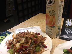 -喝丢一只鞋辣炒海鲜小烧烤(三八广场店)