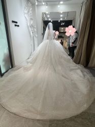 -不晚国际婚纱礼服