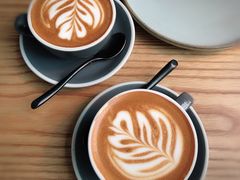 拿铁-RAC BAR(安福路店)