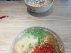 -亮亮拉面(师范路店)