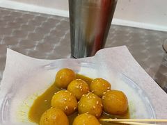 咖喱鱼蛋-華叔茶記