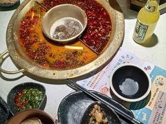 -哥老官重庆美蛙鱼头(五角场合生汇店)