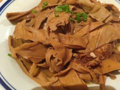 -金鱼妈妈 山野·食趣(荫山街店)