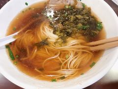 焖蹄雪菜大面-德兴馆(广东路总店)