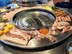 -哈哈碳都·牛肋条无限自助烤肉(台江万达店)