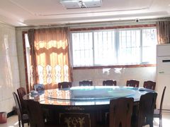 -宾朋海鲜美食餐厅·特色美食(兴海路店)