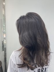 -诗悦发型SALON·圣罗兰店