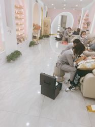 -花系美·美甲美睫精品店