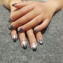 -天生爱美甲