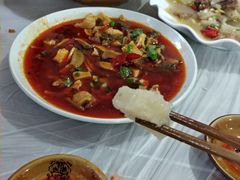 干笋烧牛肉-明升萝卜汤