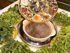 -土连锅·现熬养生汤锅(梁家巷店)