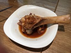 金牌酱棒骨-上关雪東北菜(中房金谊店)
