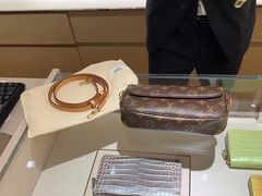 -LV路易威登(德基广场店)