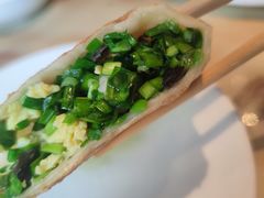 三鲜韭菜盒子-小船渔村•大连菜•大连焖鱼(明泽街店)