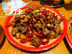 辣子鸡-柴窝堡22号辣子鸡·传承新疆菜