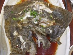 -赶海部落海鲜城(海阳路店)