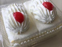 -红宝石·鲜奶小方·海派西点房(金杨店)