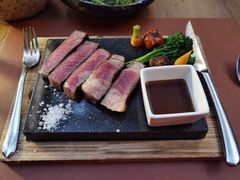 澳洲和牛西冷牛排（M6）-Golden Lily河内巴黎法越料理餐厅(建国西路店)