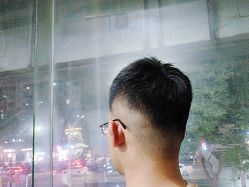 -Echo·回声专注男士发型设计